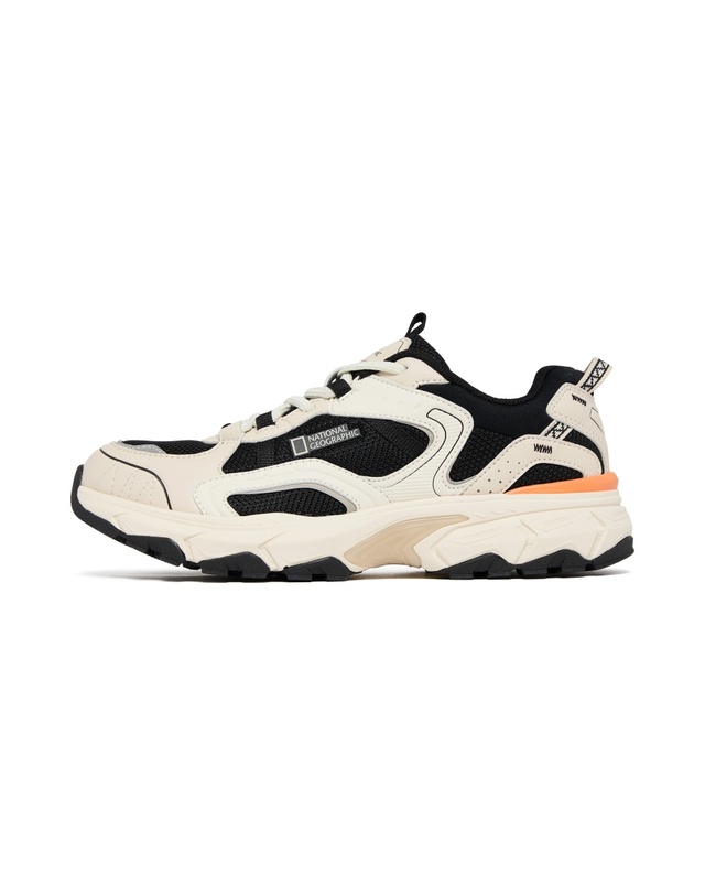 내셔널지오그래픽 키즈 내셔널지오그래픽키즈 K265KJG310 트레고 키즈 BLACK 착용컷