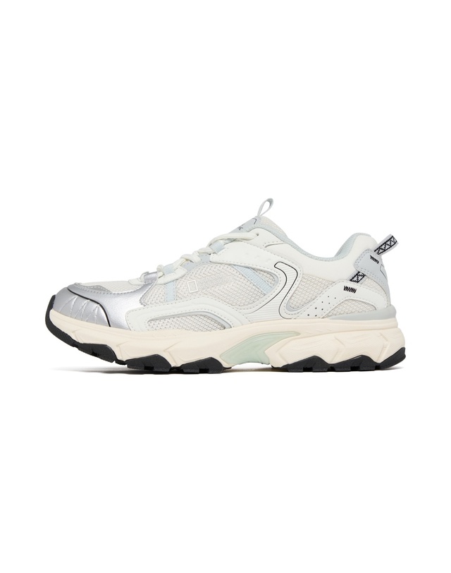 내셔널지오그래픽 키즈 내셔널지오그래픽키즈 K265KJG310 트레고 키즈 SILVER 착용컷