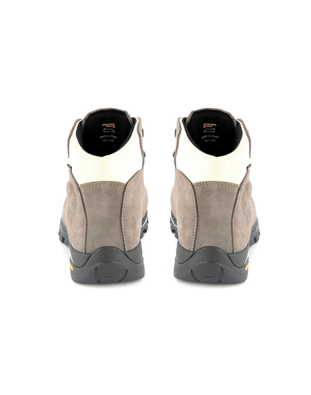 잠발란 프리다 GTX(여) 브라운 착용컷