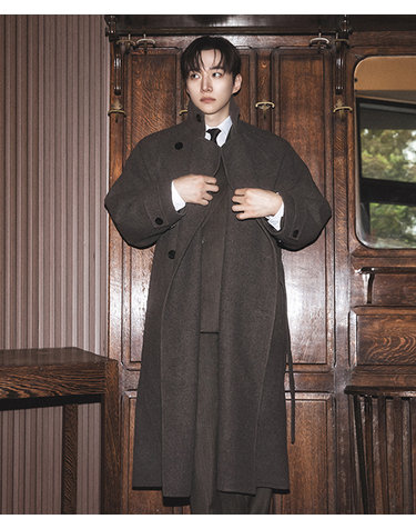 [리버클래시][26FW][이준호 PICK] 멜란지브라운 LMW21897 핸드메이드 하이넥 더블 코트