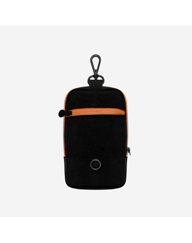 키니키니 SIGNATURE CROSS POOP BAG-BLACK/ORANGE(크로스 풉백) 착용컷
