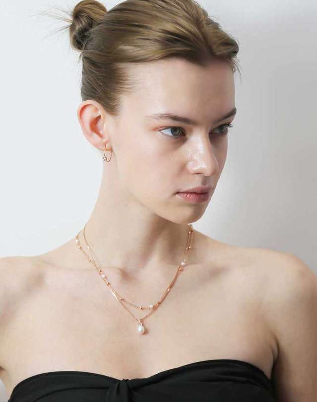 디파르베 925 silver + rose gold 천연 진주 볼 체인 목걸이 착용컷