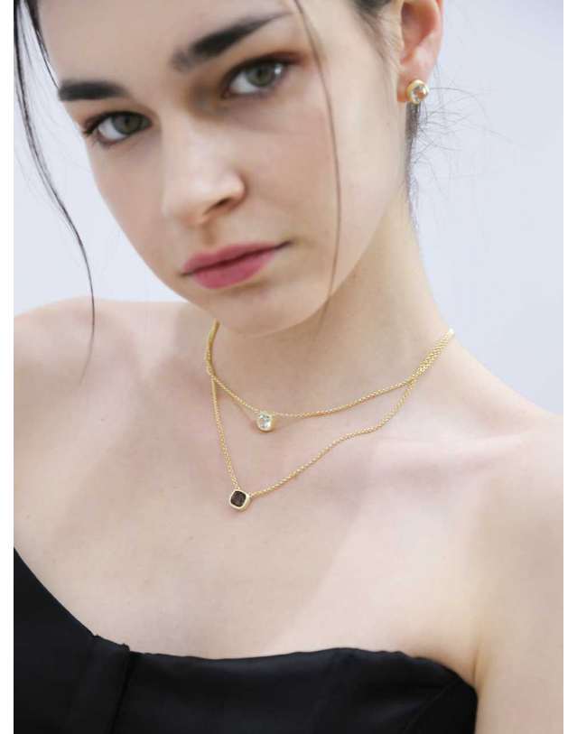 디파르베 925 silver + 18k gold 천연 그린수정 새틴 라인 목걸이 착용컷