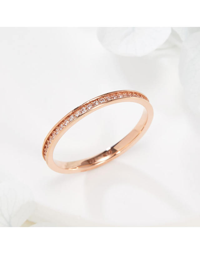 비앤비골드 18K 1mm 큐빅볼 가드링 올밴드 반지 NPR41435 착용컷
