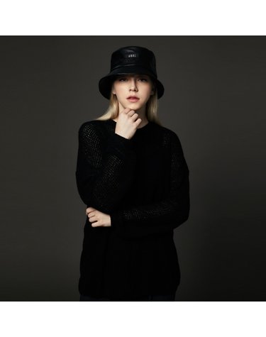 ARDL CRACK LEATHER BUCKET HAT BLACK