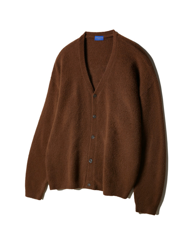 앨빈클로 [DE LUXE] 앨빈클로 울 브이넥 가디건 DLX1515 (4 COLOR) 착용컷