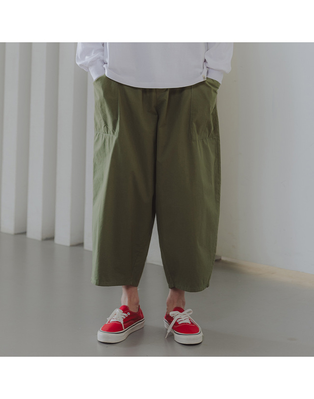 앨빈클로 앨빈클로 사이드 포켓 벌룬핏 밴딩 팬츠 DLX2907 (3 COLOR) 착용컷