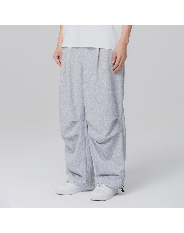 앨빈클로 앨빈클로 벨트 루프 벌룬 트레이닝 스웨트 팬츠 DLX2521 (3 COLOR) 착용컷