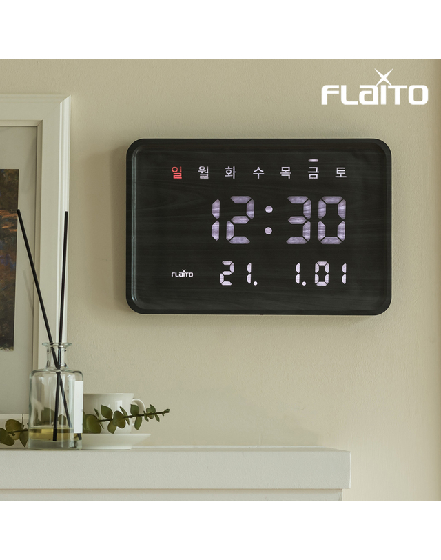 플라이토 플라이토 루이스 우드 인테리어 LED 벽시계 36cm / 포토사은품 착용컷