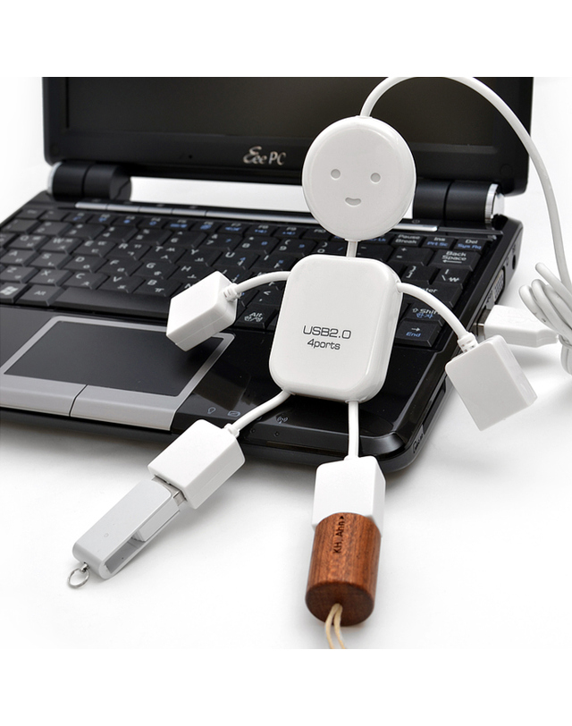 플라이토 플라이토 아이맨 USB 멀티 허브 4포트 착용컷