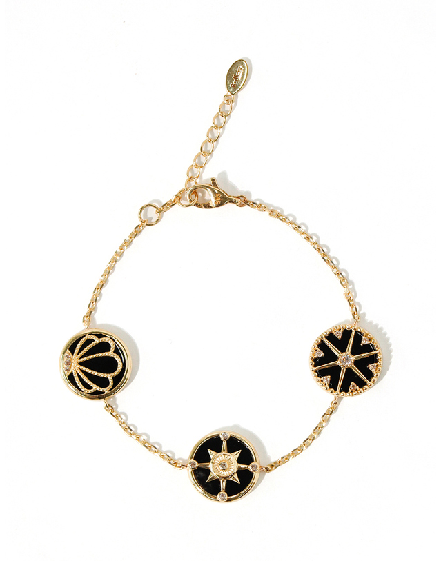 브릴러리 Lunar Triple P. Bracelet 착용컷