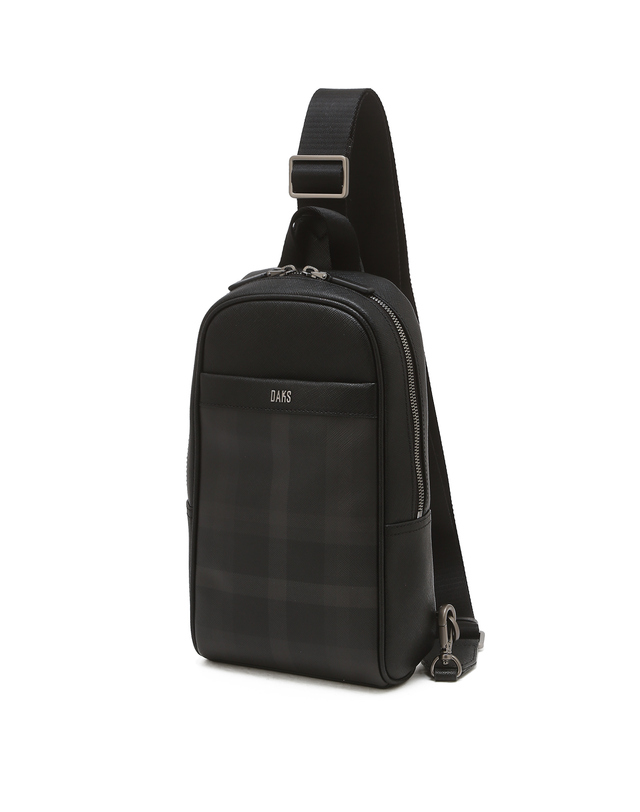 닥스 액세서리 [크로스백][HERITAGE TARTAN]다크브라운 타탄체크 크로스백 진한 브라운 착용컷