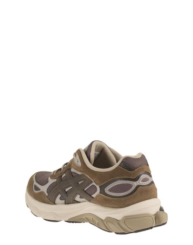 아식스 [해외직구] 26FW 아식스 GEL NYC 2 0 Suede 앤 메쉬 트레이너 with cushioned sole 1203A895200 TP582268067 착용컷