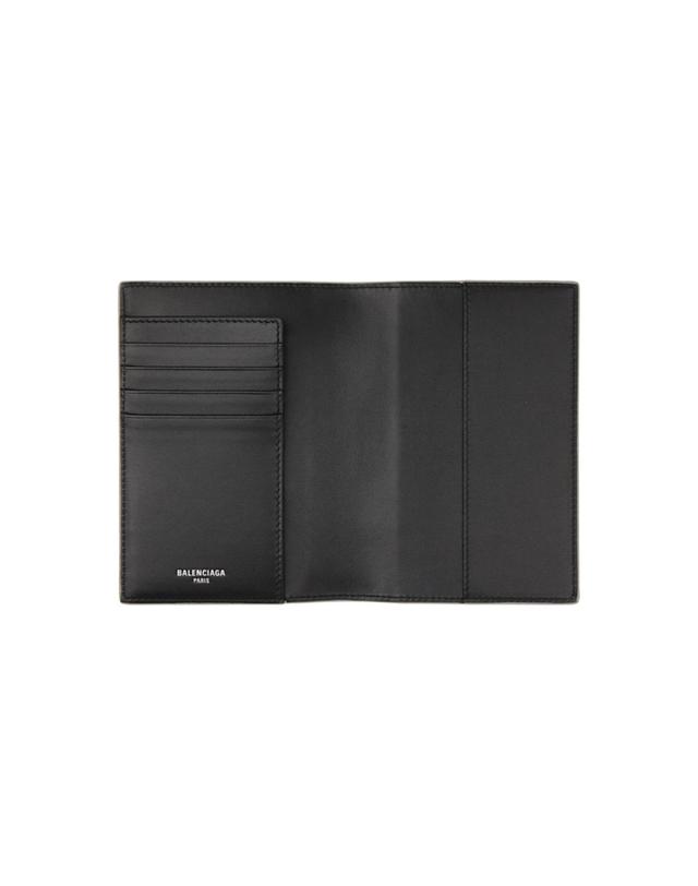 발렌시아가 [해외직구] 26 FW 발렌시아가 그레이 여권 케이스 261342M162003 착용컷
