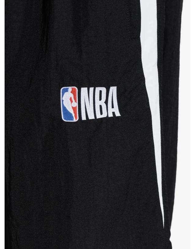 발렌시아가 [해외직구] 26 FW 발렌시아가 X NBA 로고 트랙쇼츠 864833TROA5 TP455466150 착용컷