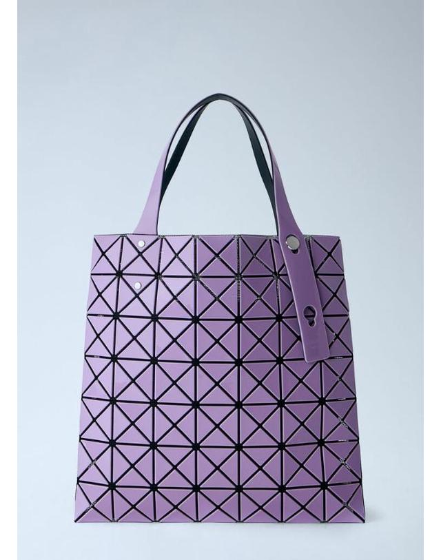 바오바오 [해외직구] 26 FW 바오바오 남성 Prism Gloss Tote Bag BB68AG527 TP878186048 착용컷