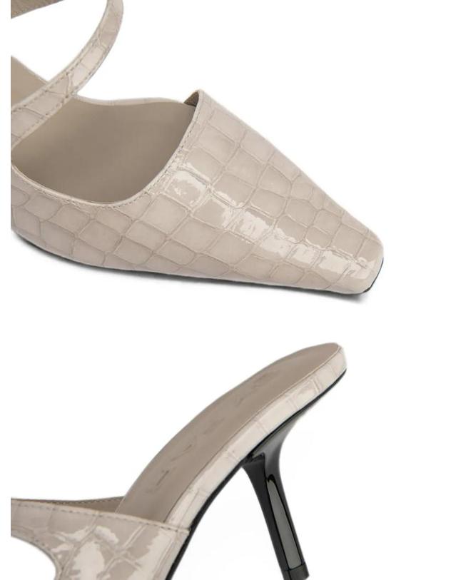 바이파 [해외직구] 26 FW BY FAR Serena crocodile effect mules MWFHC066CL005W TP460041397 착용컷
