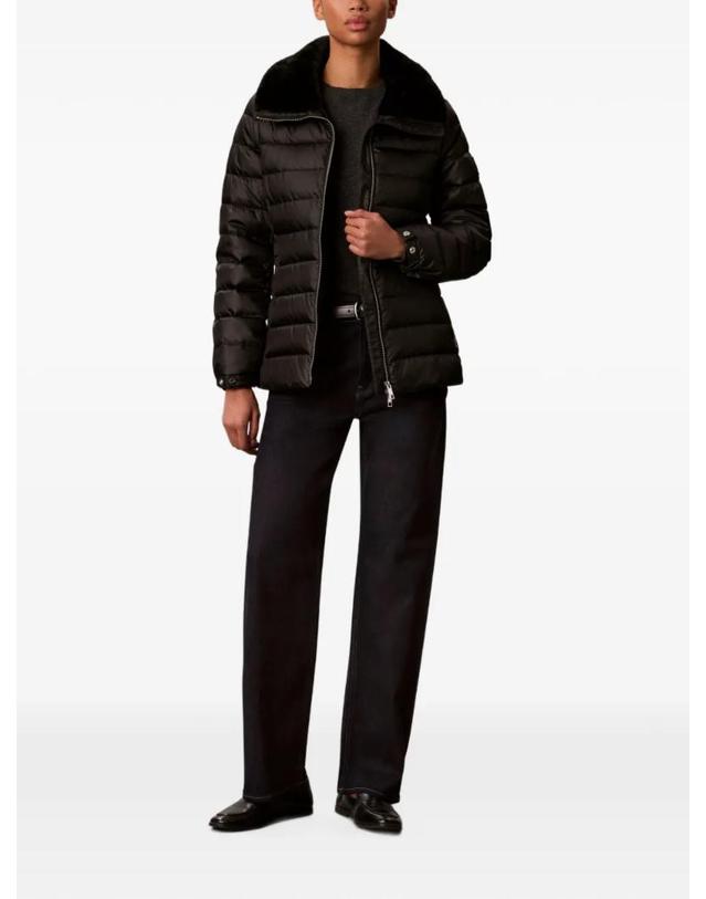 켈빈클라인 [해외직구] 26 FW 캘빈클라인 faux fur trim quilted jacket LV044H506GUB1 TP459281158 착용컷