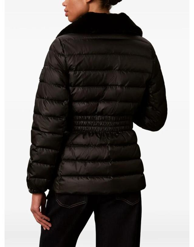 켈빈클라인 [해외직구] 26 FW 캘빈클라인 faux fur trim quilted jacket LV044H506GUB1 TP459281158 착용컷