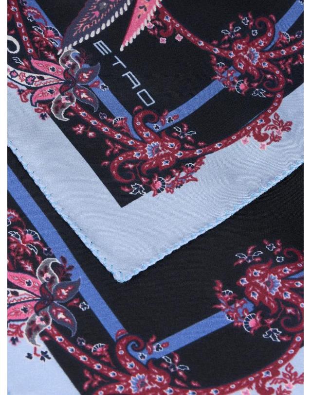 에트로 [해외직구] 26 FW 에트로 패럿 앤 페이즐리 프린트 실크 포켓 스퀘어 MAUA0004AK1CT TP455449340 착용컷