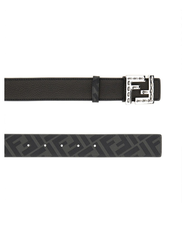 펜디 [해외직구] 26SS Fendi 벨트 with FF 로고 Plate in 메탈릭 앤 블랙 그레인 레더 for 맨 7C0535AFF1F0GXN TP572928105 착용컷