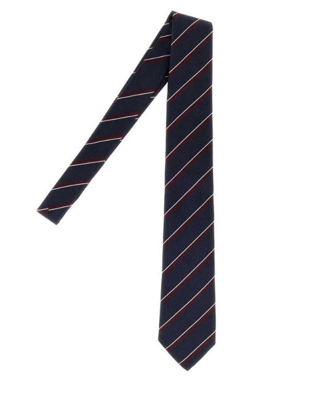 조르지오 아르마니 [해외직구] Giorgio Armani 사선 스트라이프 포인티드 팁 타이 GM000802TE22447 FB065 TP979865828 착용컷