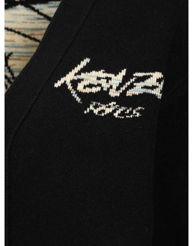 겐조 [해외직구] 26SS KENZO Futura 가디건 FF68CA7513CJ99J TP572941330 착용컷