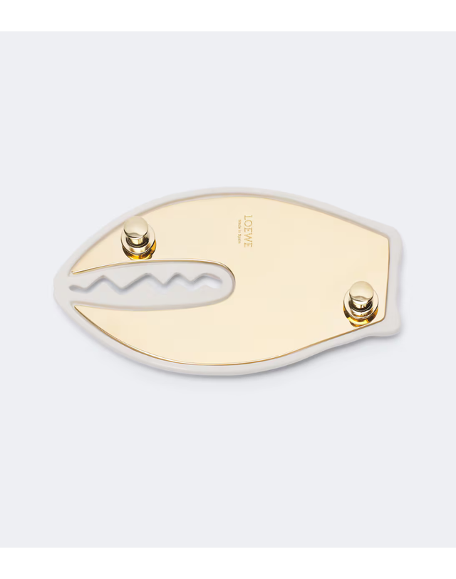 로에베 [해외직구] 26 FW 로에베 x Cosima von Bonin Small Claw 브로치 TP582201350 착용컷