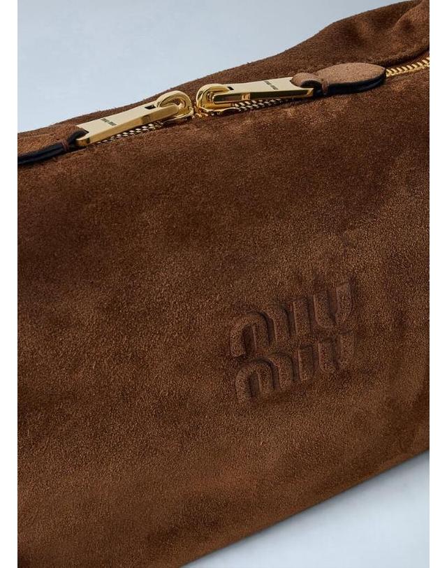 미우미우 [해외직구] 26 FW 미우미우 남성 Spirit Suede Bag miu0366055brn 착용컷