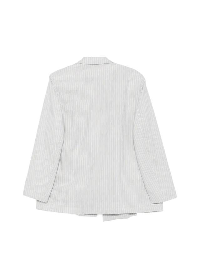 엔21 [해외직구] 26 FW N21 핀스트라이프 패턴 피크드 라펠 블레이저 26IN2C0L0611524 TP455309647 착용컷