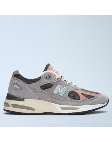 [해외직구] 26 FW Made in UK 991v2 로고 패치 스웨이드 메쉬 스니커즈 U991GC2
