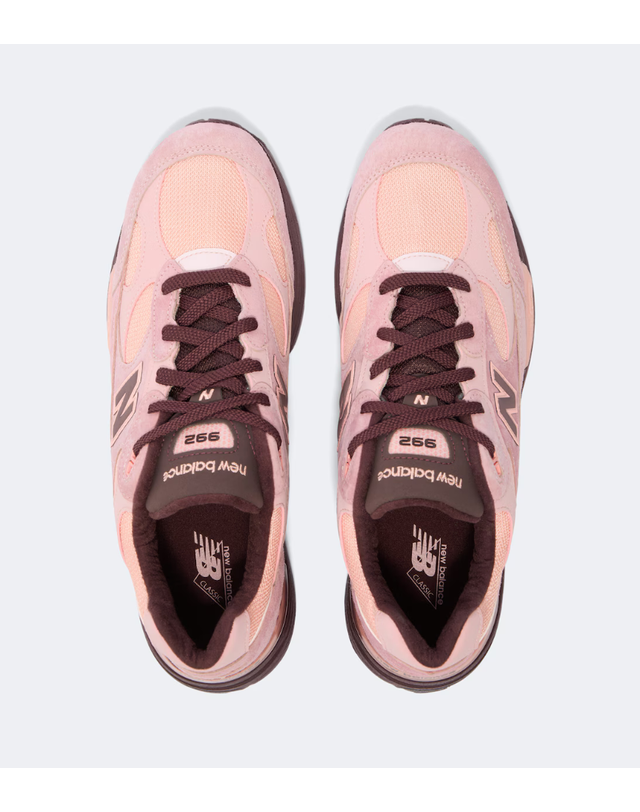 뉴발란스 [해외직구] 26 FW Made in USA 992 스웨이드 메시 스니커즈 TP581704632 착용컷