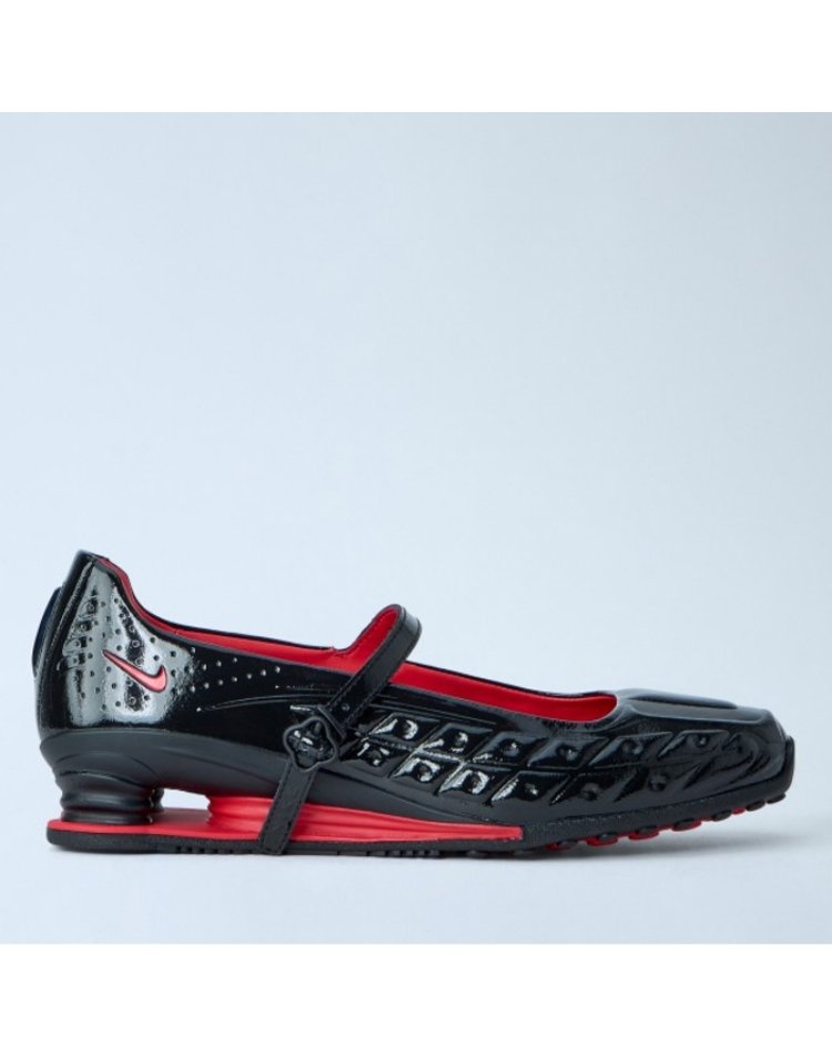 [해외] 26 FW 나이키 Shox Z Calistra x 라벨후드 메리제인 스니커즈 IW7881 001