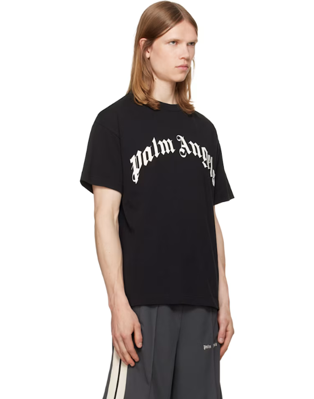 팜엔젤스 [해외직구] 26 FW 팜앤젤스 블랙 커브 로고 티셔츠 261695M213022 착용컷