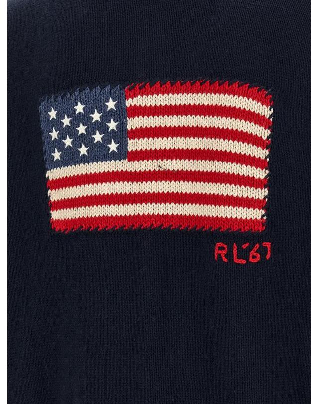 폴로 랄프로렌 [해외직구] 26FW 폴로 랄프 로렌 블루 스웨터 with 폴로 칼라 앤 American flag 자수 on the back in 코튼 for 맨 710B20258001 TP578267052 착용컷