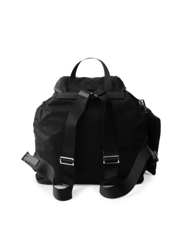 프라다 [해외직구] 26 FW 프라다 medium quilted Re Nylon backpack with 사피아노 leather trim 1BZ811VOTN2ZSI TP456212822 착용컷