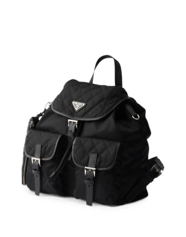 프라다 [해외직구] 26 FW 프라다 medium quilted Re Nylon backpack with 사피아노 leather trim 1BZ811VOTN2ZSI TP456212822 착용컷