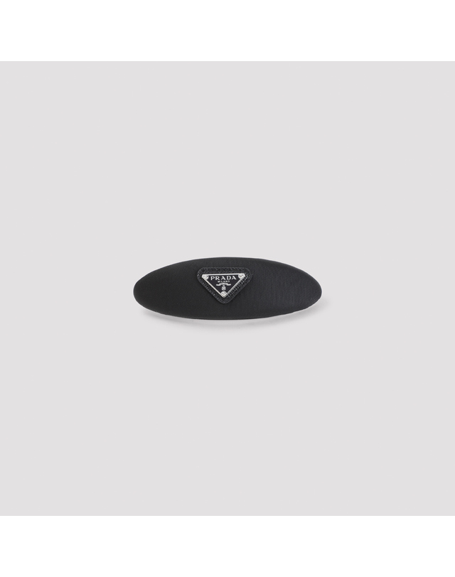 프라다 [해외직구] 26FW 프라다 프라다 황동 Hair Clip 1IF2442DMIF0002 TP573066080 착용컷