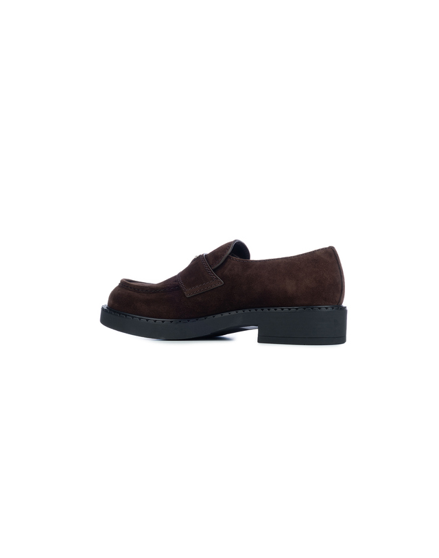 프라다 [해외직구] 26FW 프라다 브라운 suede Chocolate 로퍼 2DE127FG000103F0003 TP575165318 착용컷