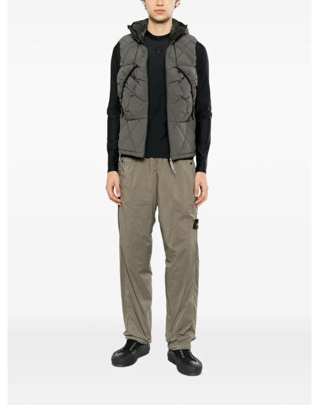 로아 [해외직구] 26 FW 로아 누나 800 필 파워 핀스트라이프 다운 베스트 YBUW061FA35 TP459916673 착용컷