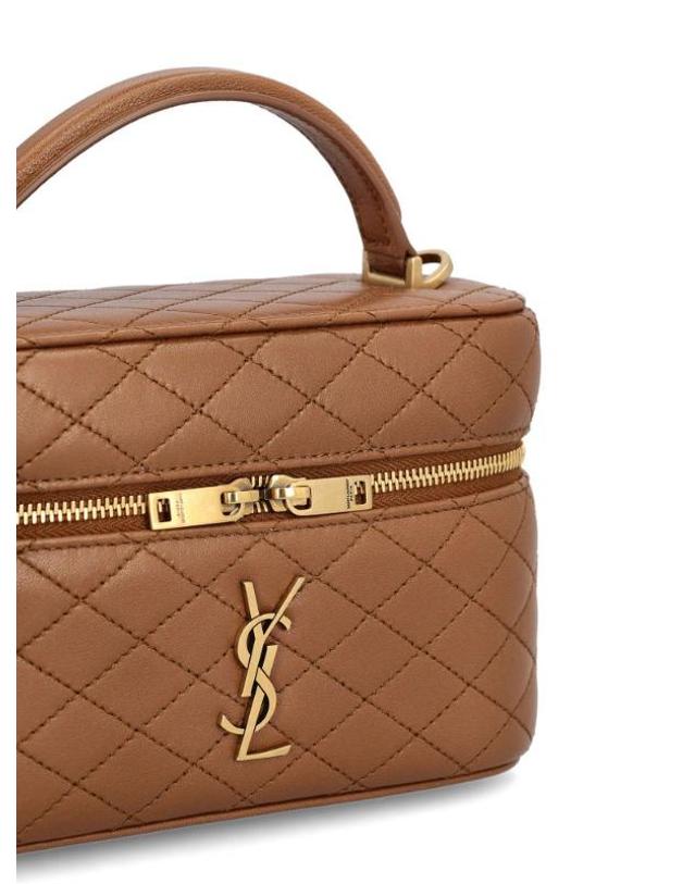 생 로랑 [해외직구] Saint Laurent Gaby 배니티 백 7667311EL07 2536 TP980376079 착용컷