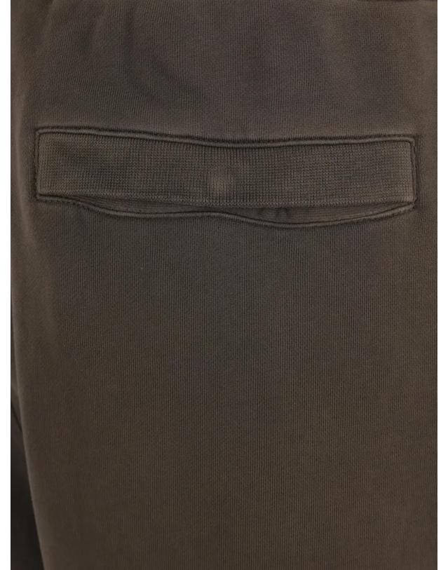 스톤아일랜드 [해외직구] 26 FW 스톤아일랜드 로고 배지 코튼 플리스 트랙팬츠 L2S156200002S0051 TP456459899 착용컷