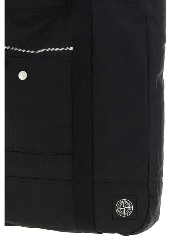 스톤아일랜드 [해외직구] 26SS 스톤아일랜드 COATED 나일론 메탈 IN ECONYL REGENERATED 나일론 악세서리 K2S159200013S0251V0029 TP577859210 착용컷