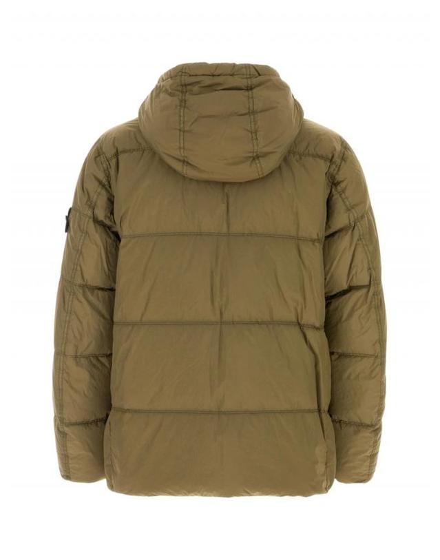 스톤아일랜드 [해외직구] 26FW 스톤아일랜드 Army 그린 나일론 다운 자켓 L2S154100037S0A23V005G TP580122702 착용컷