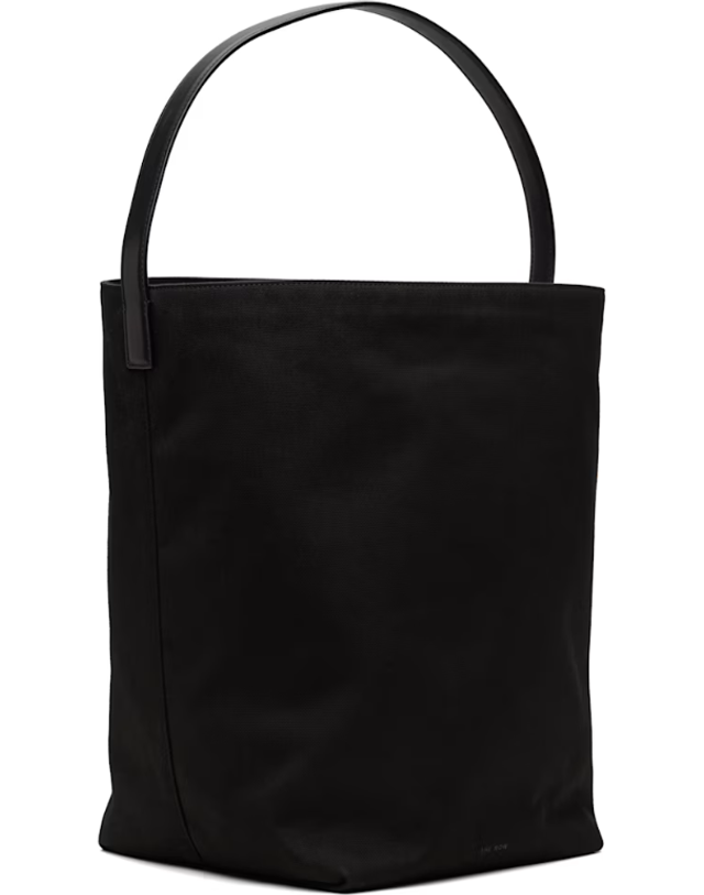 더 로우 더로우 [해외직구] 26 FW 더로우 블랙 라지 N S 파크 토트백 252359F049025 착용컷
