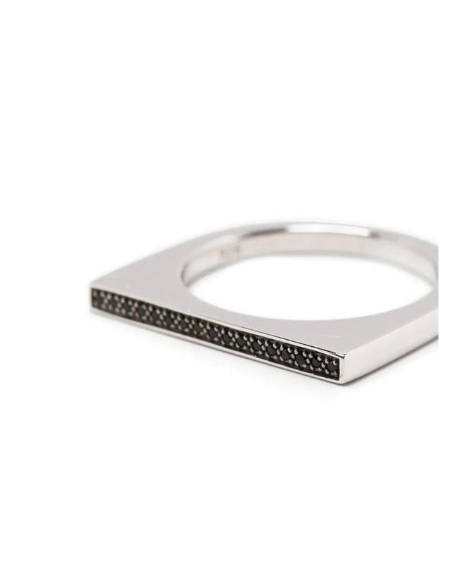 톰 우드 [해외직구] 23SS 톰우드 SLEEK 반지 탑 블랙 SPINEL R5276BSP01S925925 0 TP582141020 착용컷