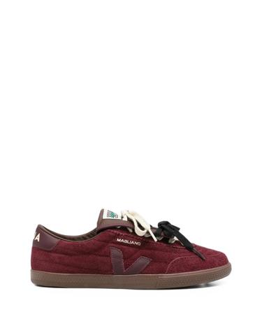 [해외직구] 베자 x Magliano suede logo patch sneakers 12331990450440 TP725757028