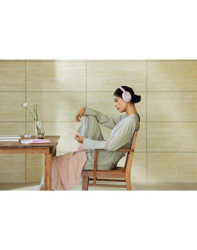 소니 소니 WH-CH720N 블루투스 노이즈캔슬링 무선 헤드폰 헤드셋 화이트 착용컷