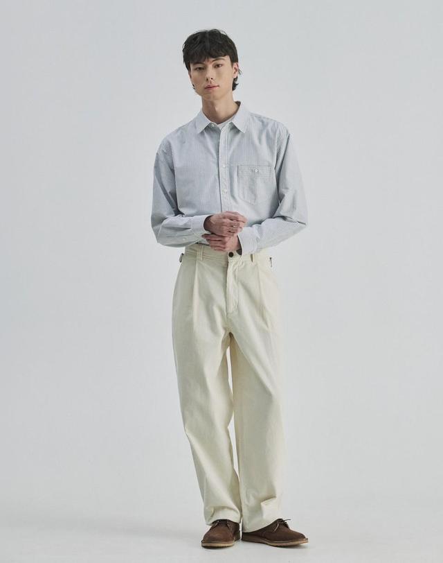 건지울른스 건지울른스 코듀로이 원턱 와이드 팬츠 - 에크루 착용컷