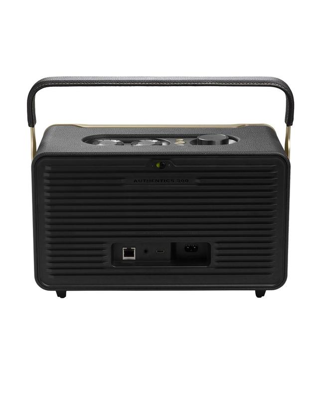 제이비엘 삼성공식파트너 JBL AUTHENTICS 300 휴대용 레트로 디자인 블루투스 스피커 어센틱 300 블랙 착용컷